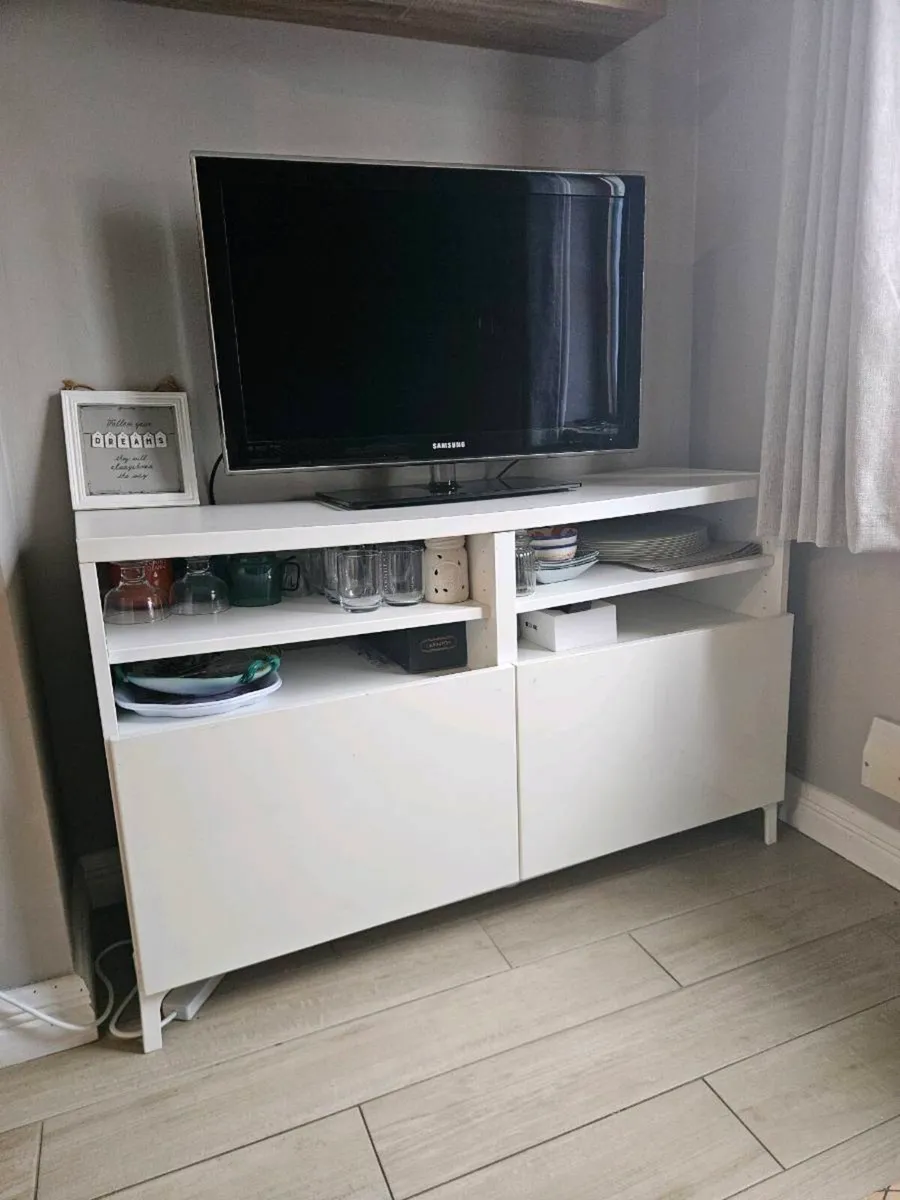 Sideboard free to take away
