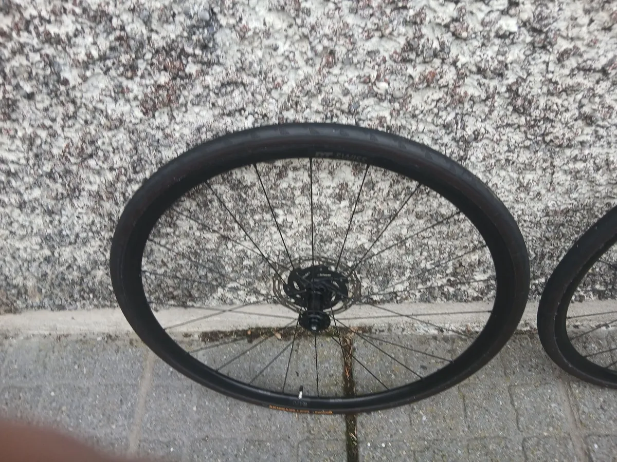 Bike wheels 12 speed - Image 4