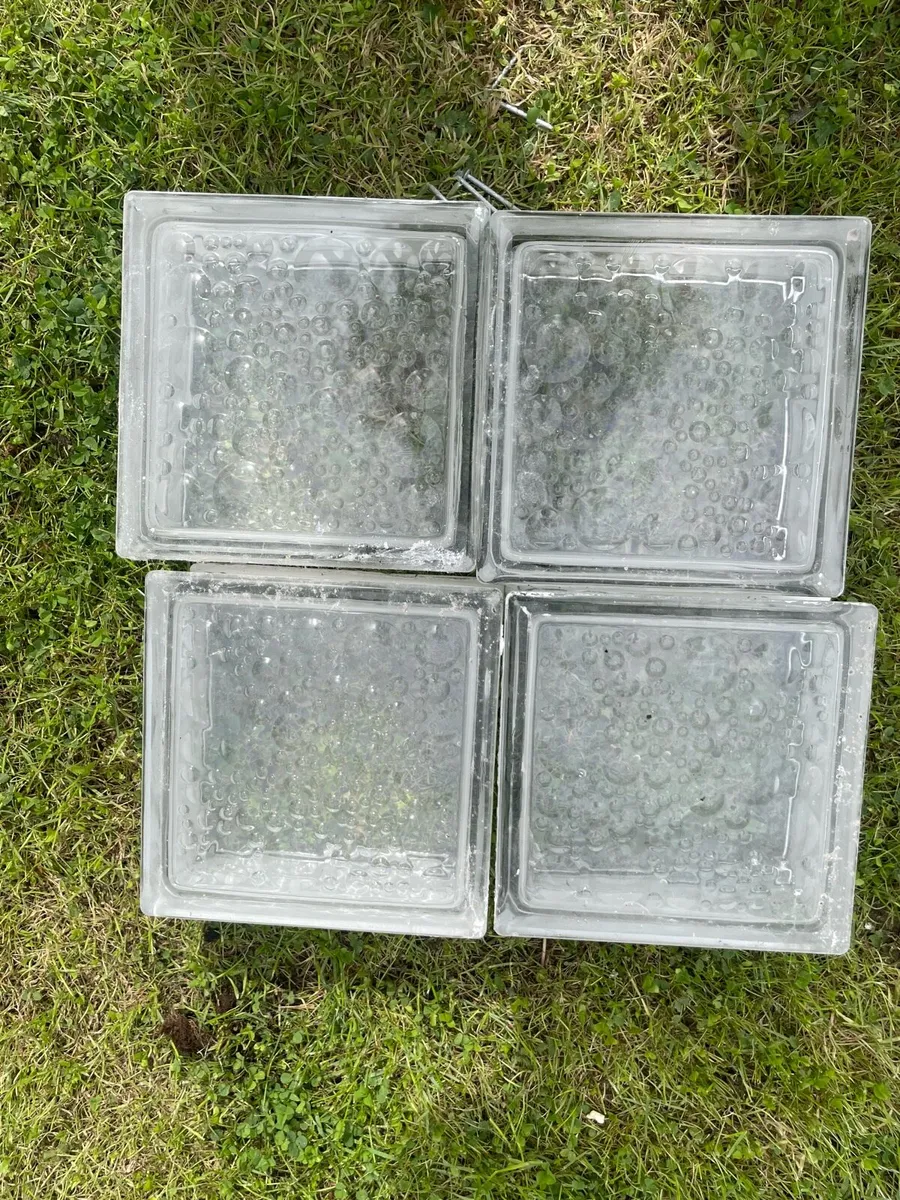 Vintage/reclaimed glass building blocks - Image 1