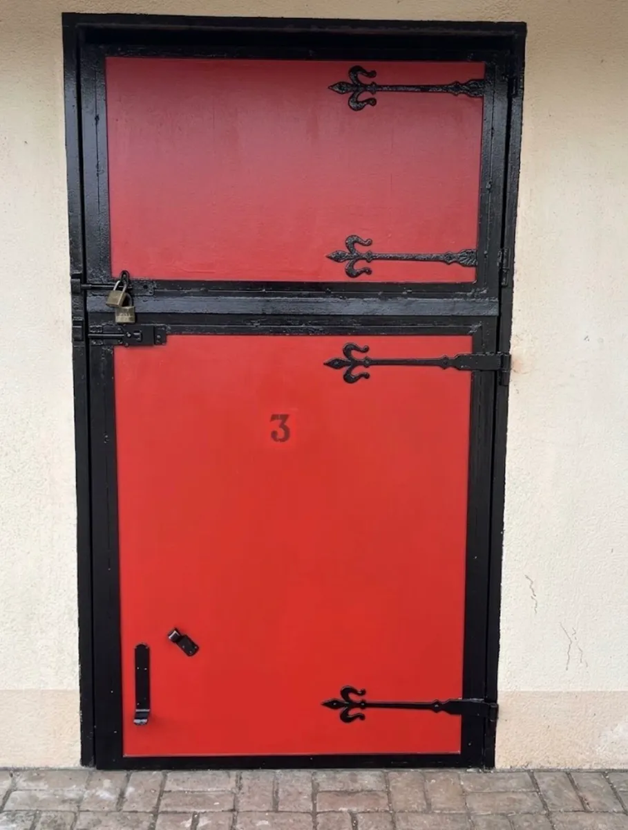 2 Stable doors - Image 1