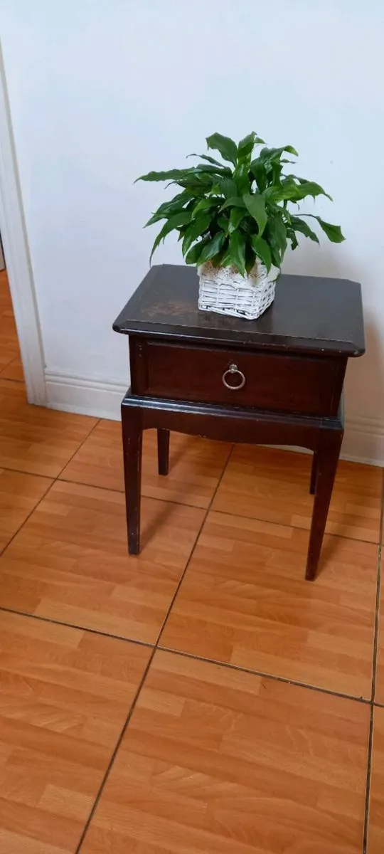 Side table / locker - Image 2