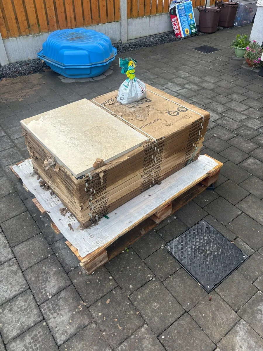 Outdoor porcelain paving slabs - Image 2