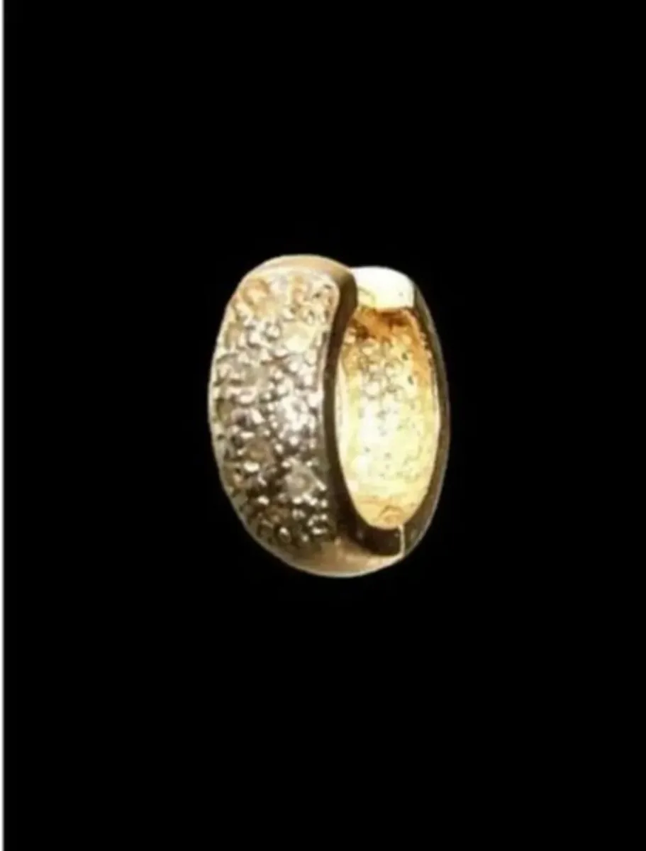 Vintage Hallmarked Yellow Gold Diamond Ear Cuff - Image 3