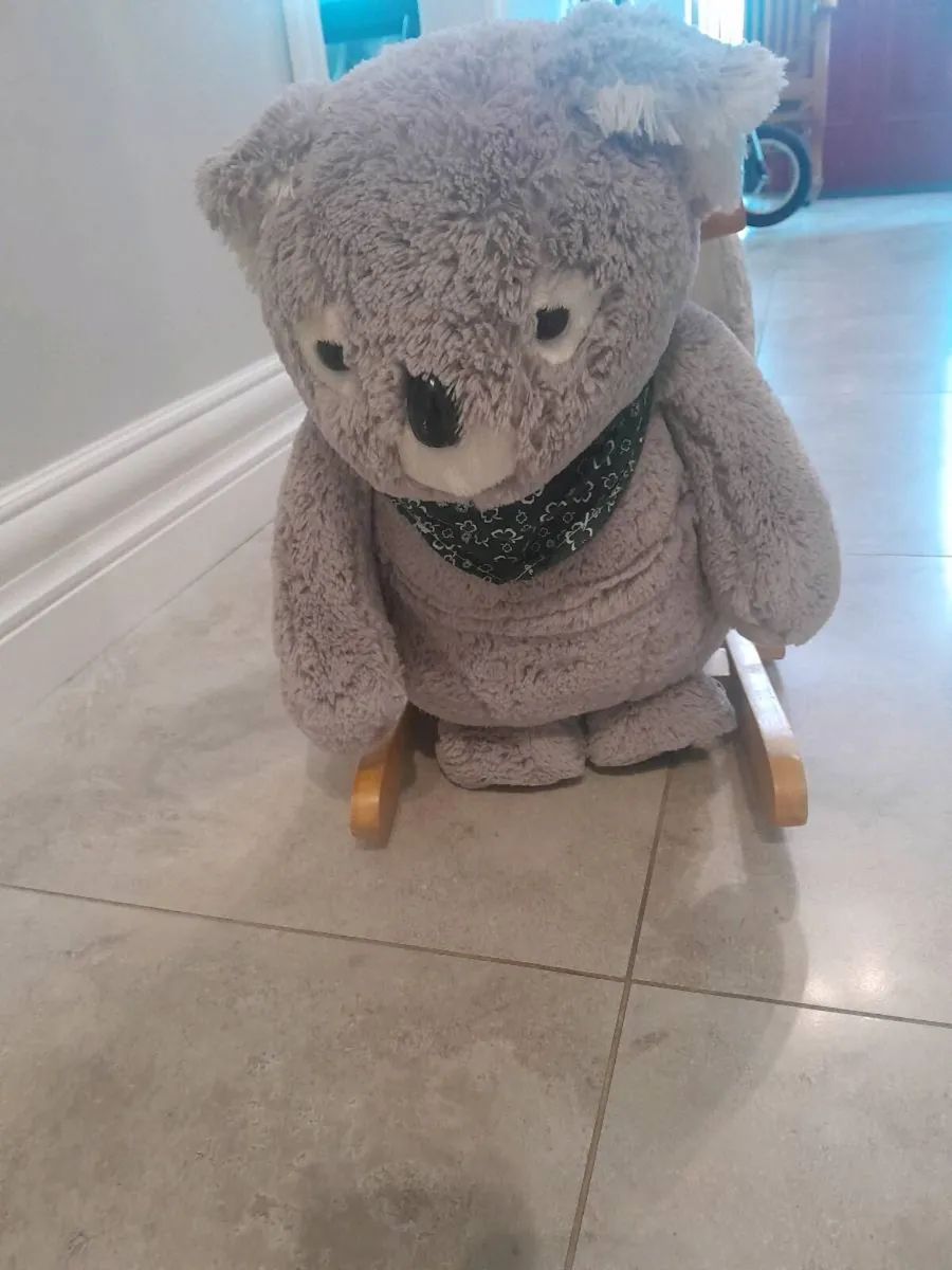 Koala fluffy rocking seat - Image 3