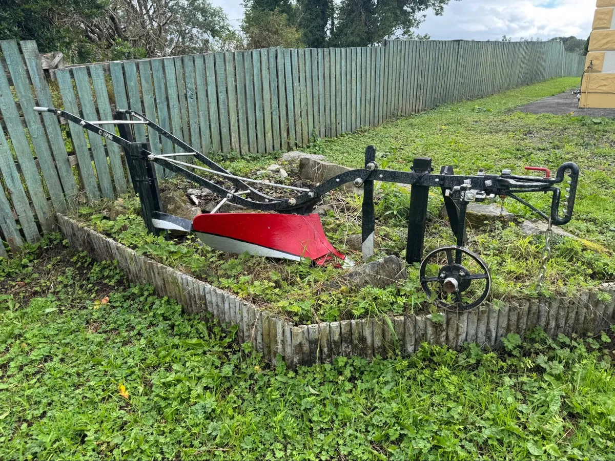 Single-furrow moldboard plow - Image 4