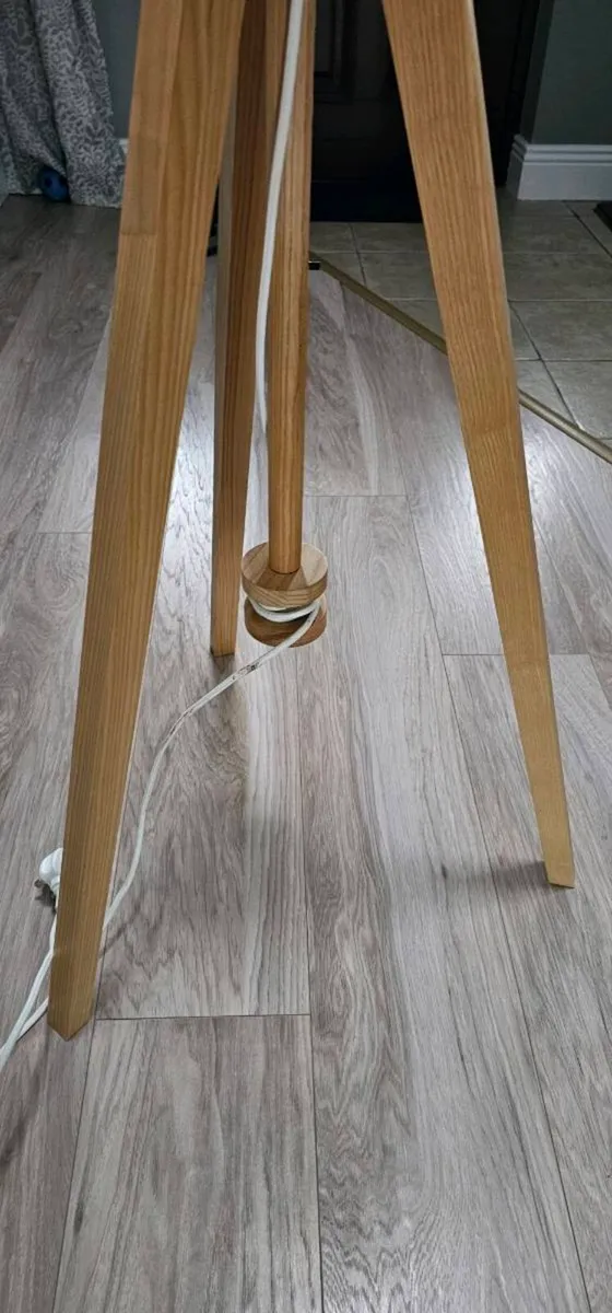 Height adjustable floor lamps - Image 3
