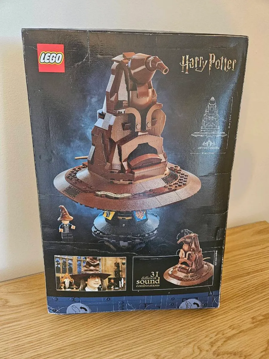 Lego Harry Potter 76429 Talking Sorting Hat - Image 2