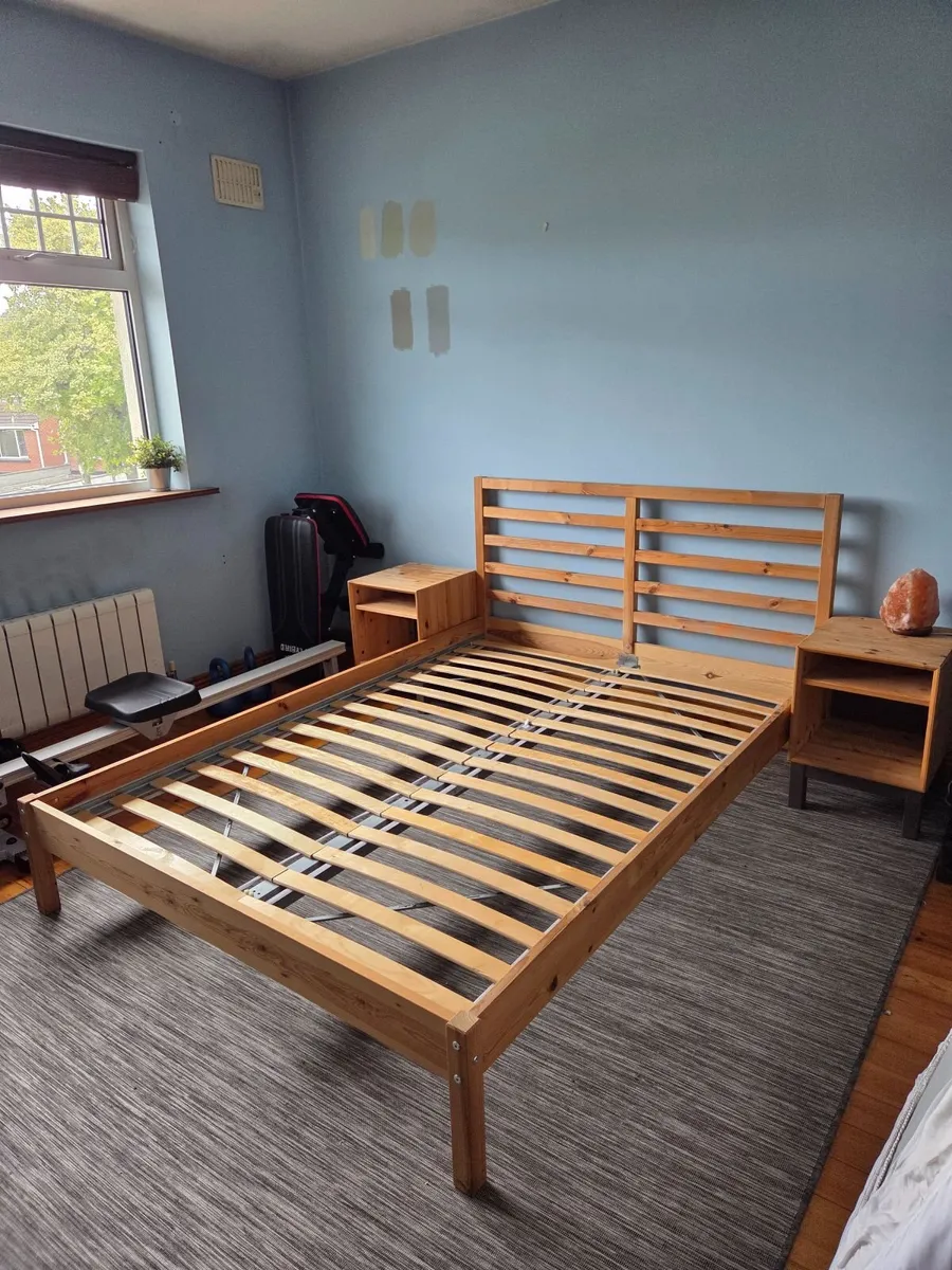 Double Bed and matching Bedside Tables - Image 4