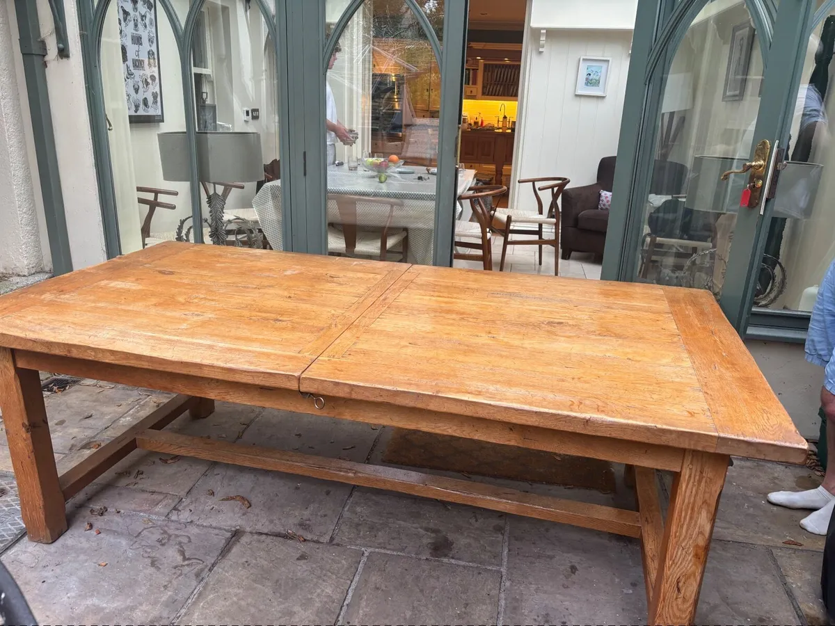 Large hardwood dining/kitchen table - Image 1