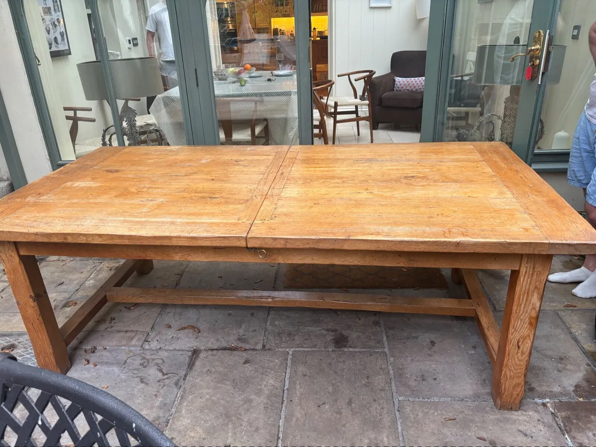 Large hardwood dining/kitchen table - Image 2