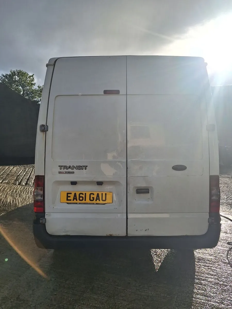 Ford Transit 2011 - Image 2