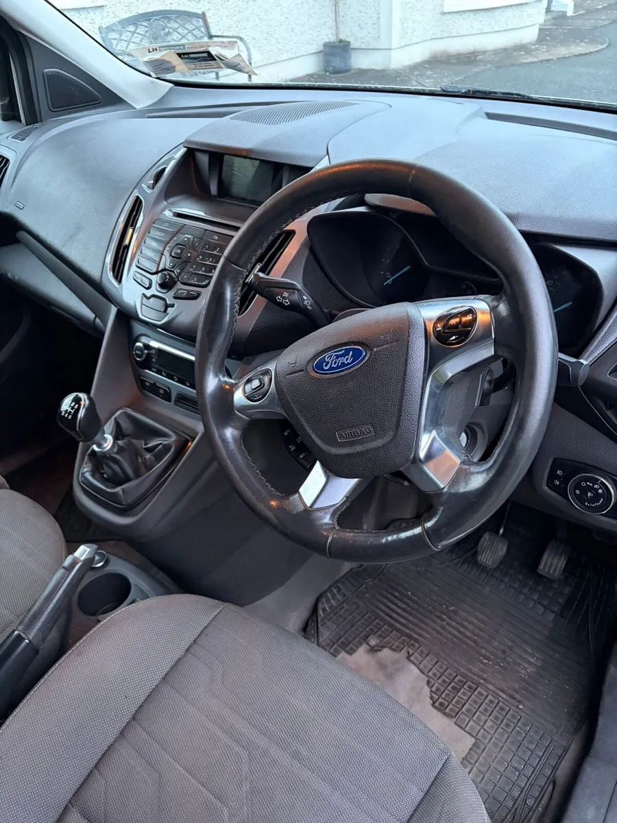Ford transit connect - Image 3