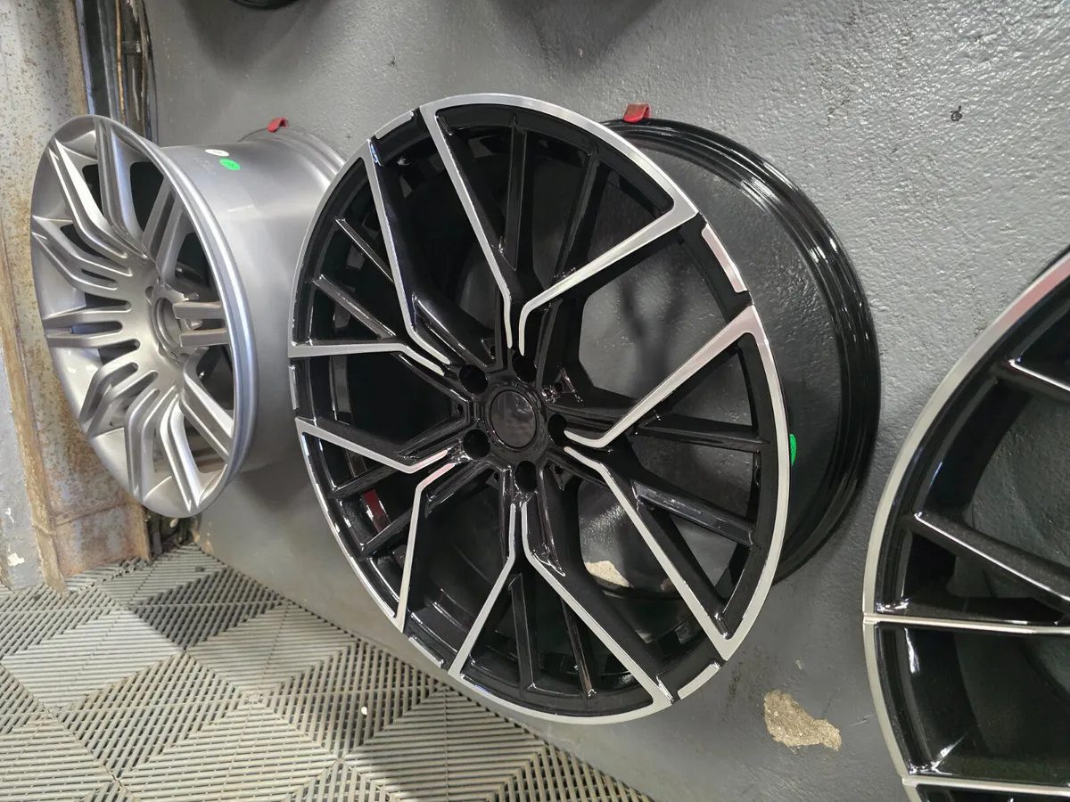 **Special** 20" BMW Luma Style
