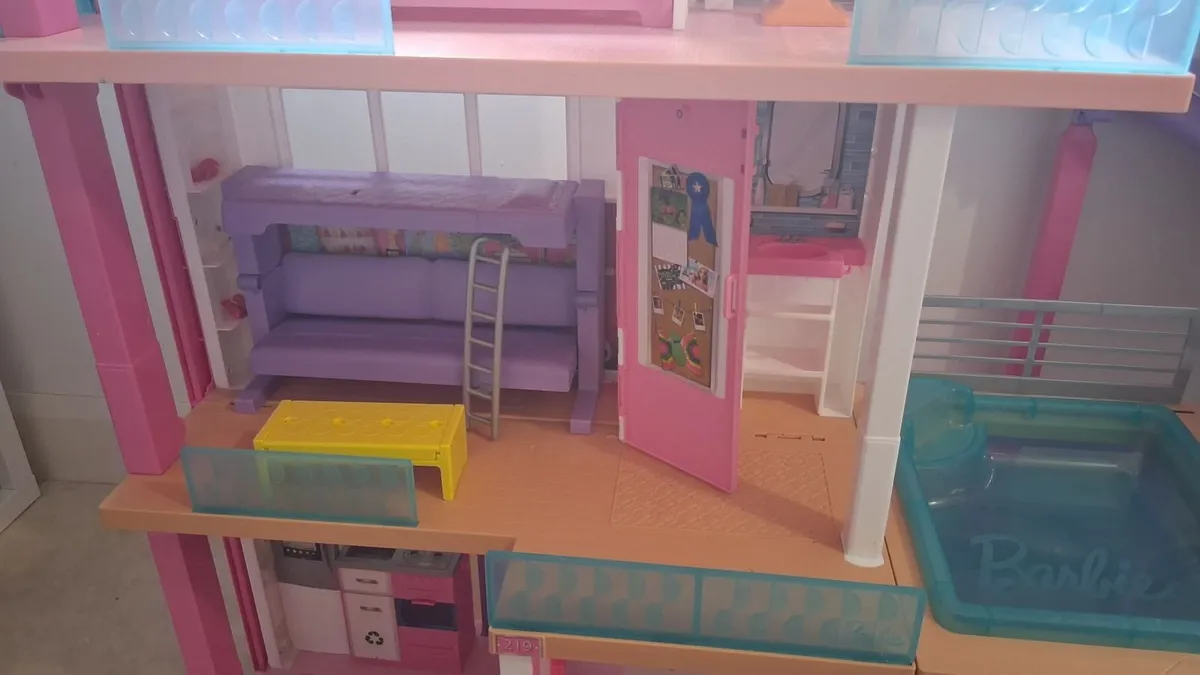Barbie Dreamhouse - Image 3