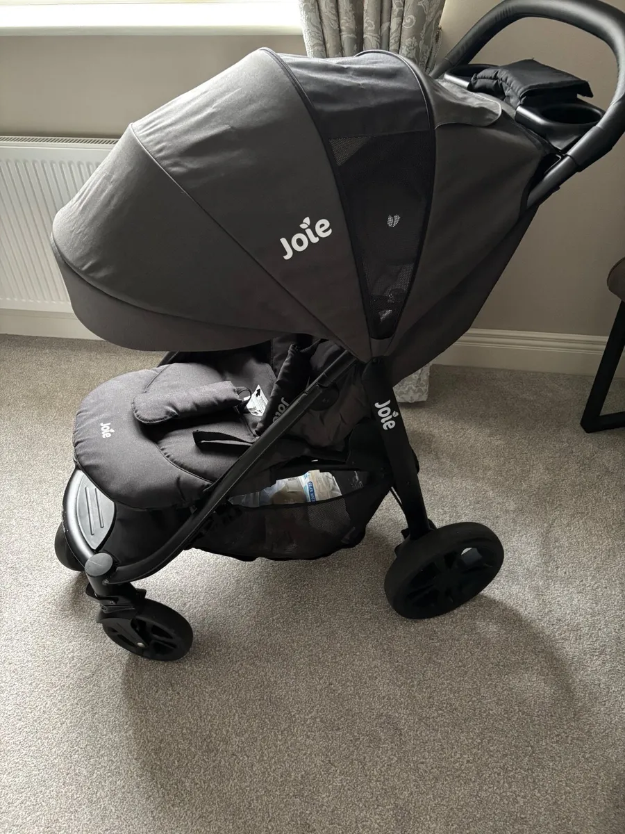 Joie litetrax buggy - Image 1