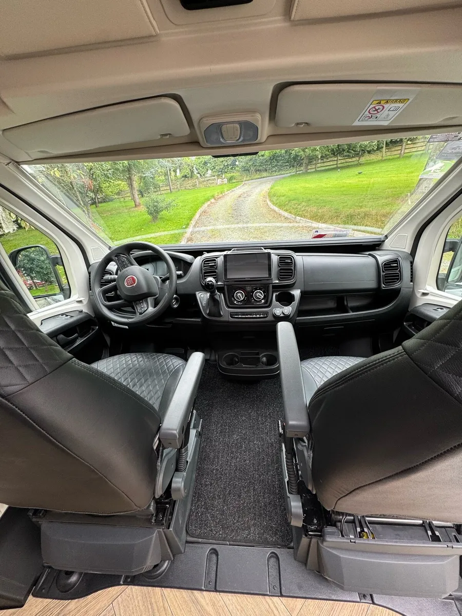 Chausson 2024 automatic motorhome - Image 4