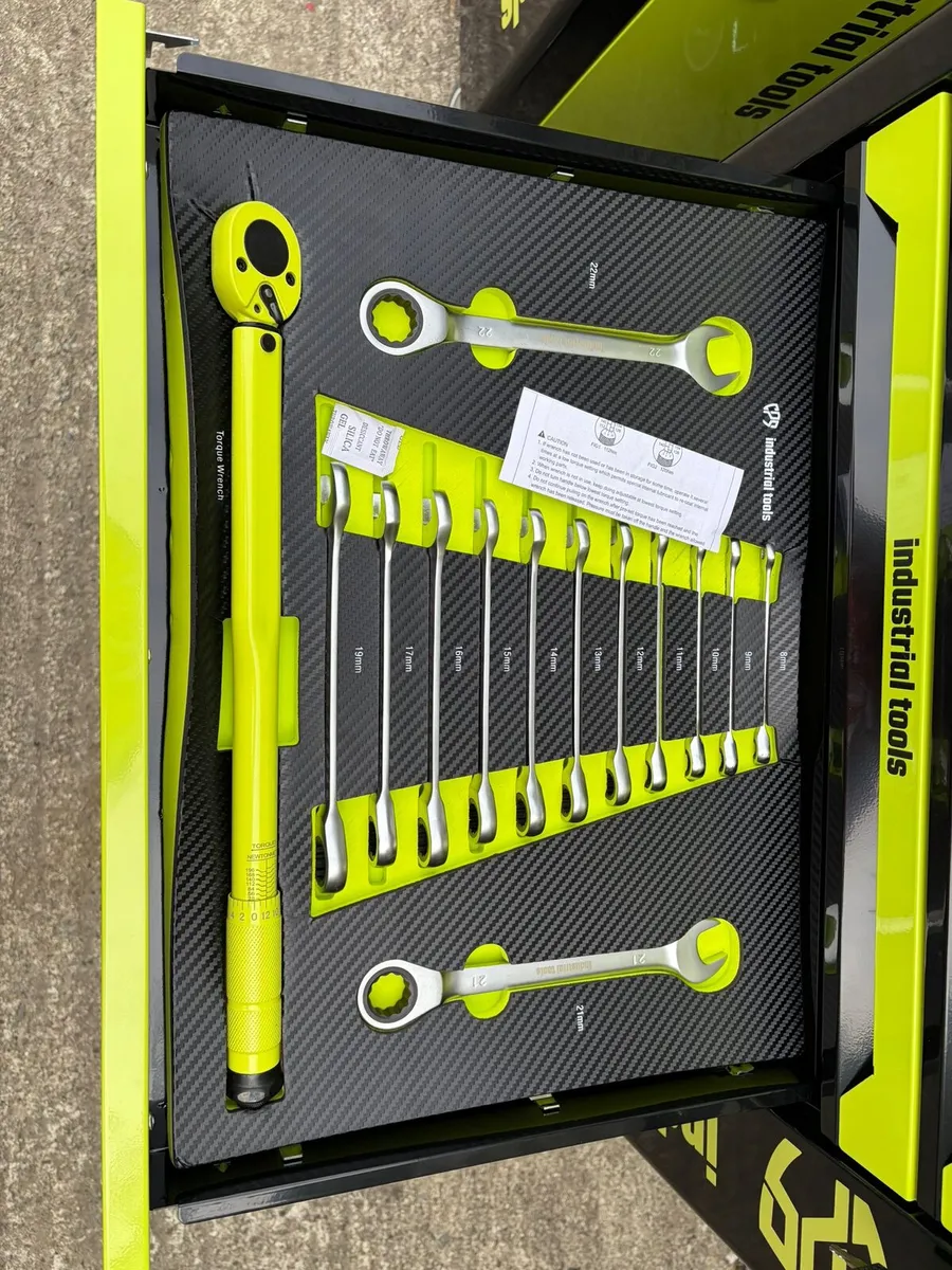 7-DRAWER PROFESSIONAL TOOL CHEST – FULLY LOADED - Image 4