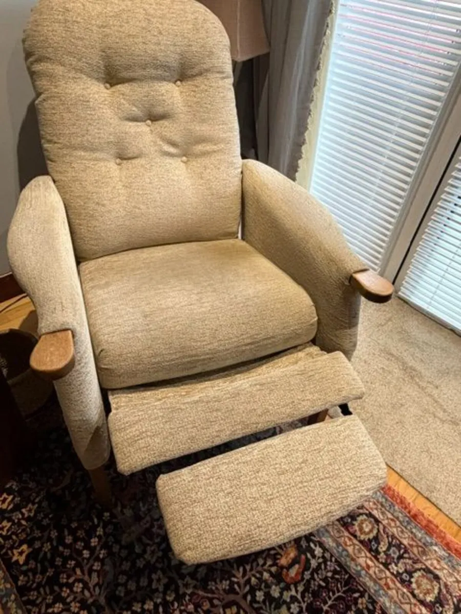 Recliner Armchairs (Parker Knoll) - Image 1
