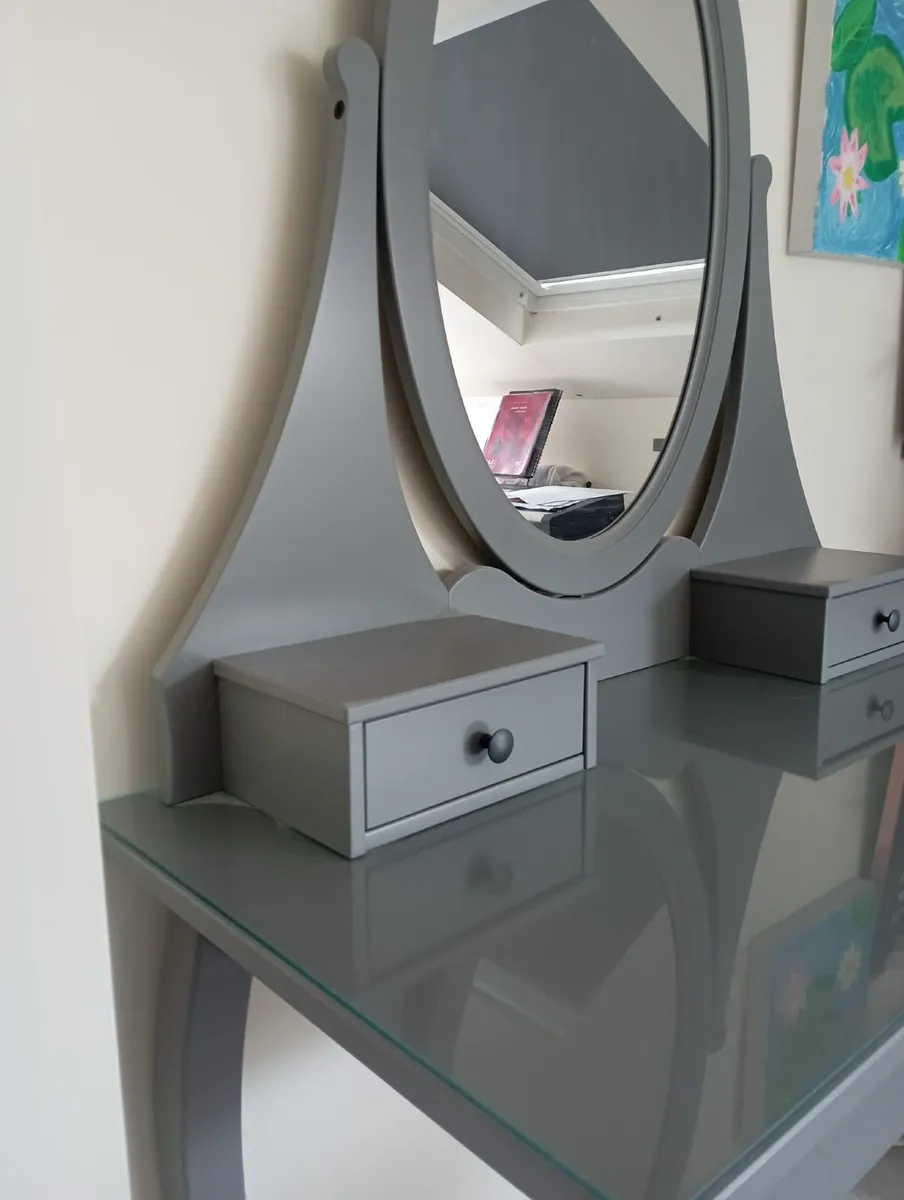 Hemnes Grey Vanity Desk - Image 2