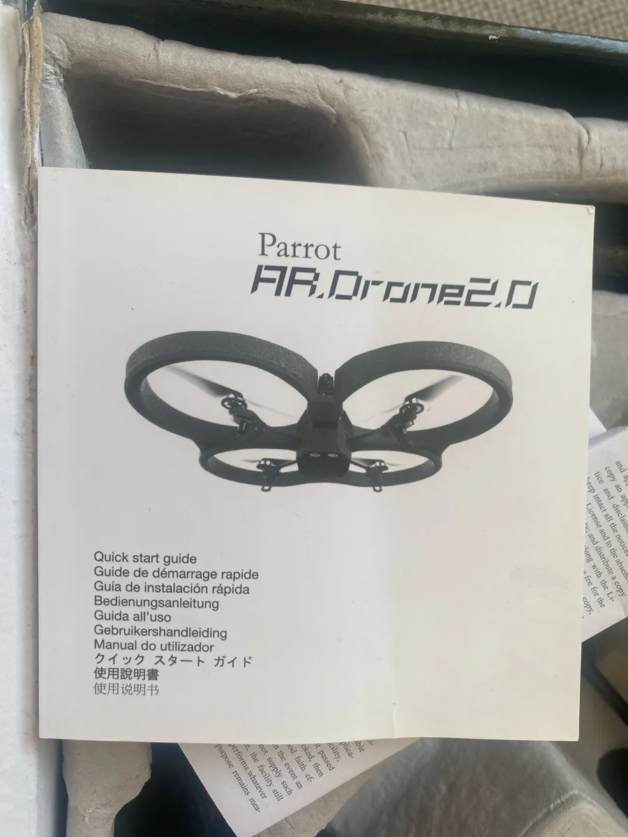 Parrot AR Drone 2.0 elite edition - Image 3