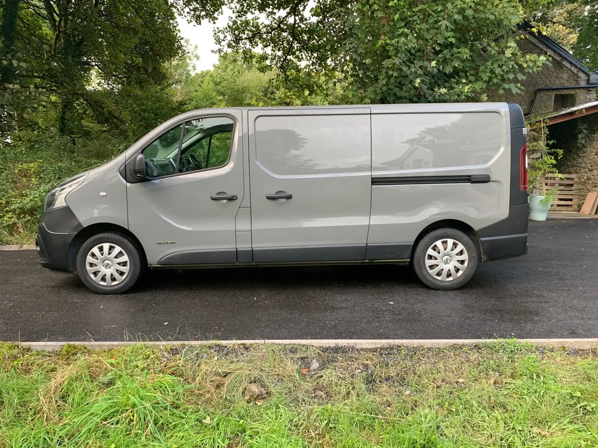 2019 Nissan NV300 LWB 1.6 – 141,423km – CVRT 06/27 - Image 4