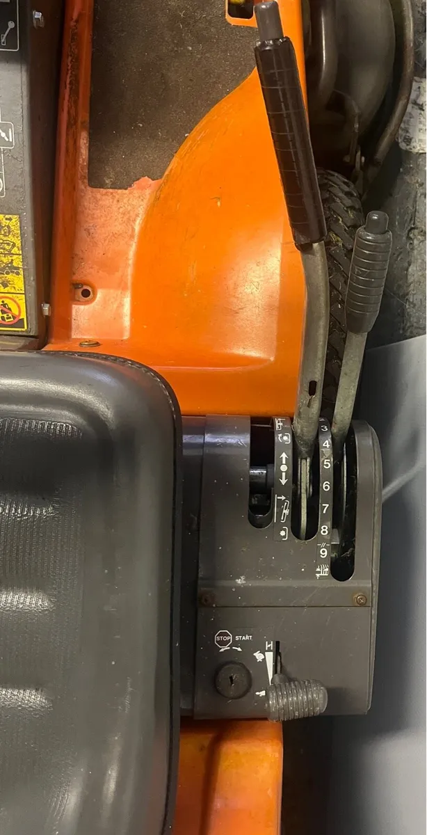Husqvarna Rider front deck mower - Image 3