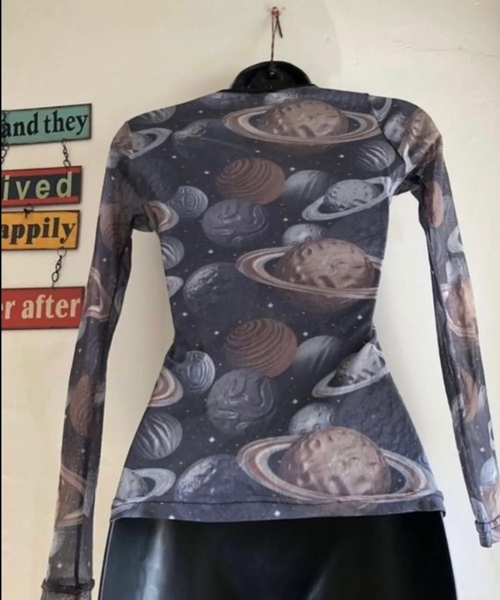 Vintage ladies top - Image 2