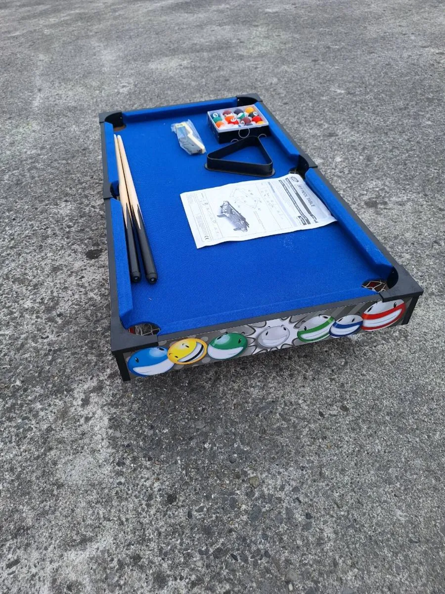 Childs 3ft table top pool table - Image 2