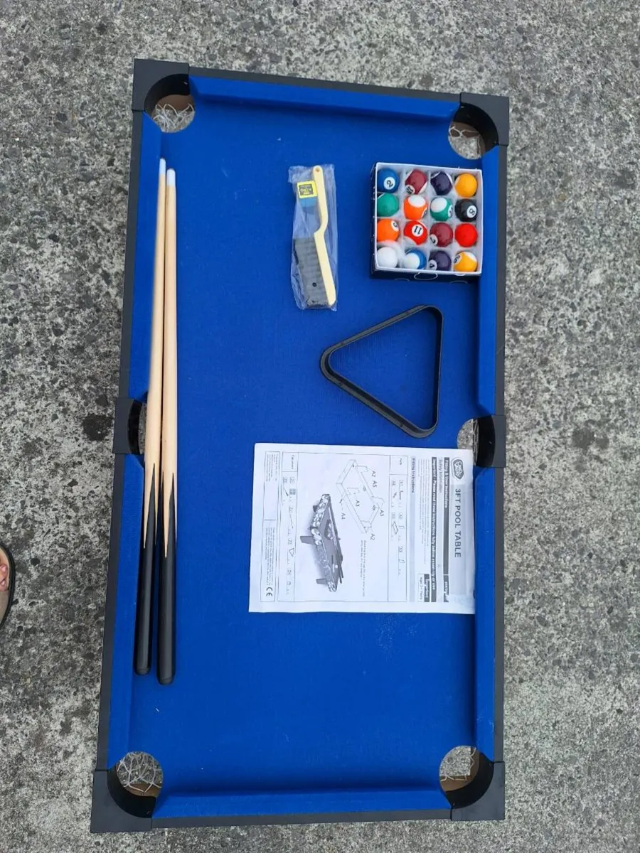 Childs 3ft table top pool table - Image 3