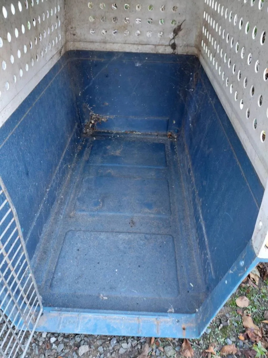 dog crate - Image 2