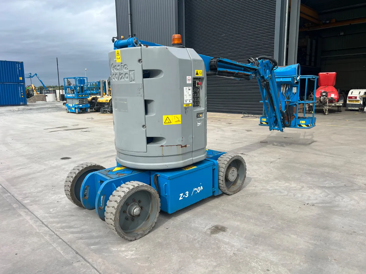 Genie Z30 NRJ Boom Lift Year 2013 - Image 4
