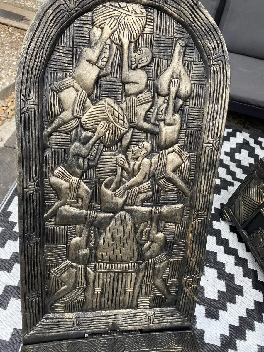 African chest & chair - Image 3