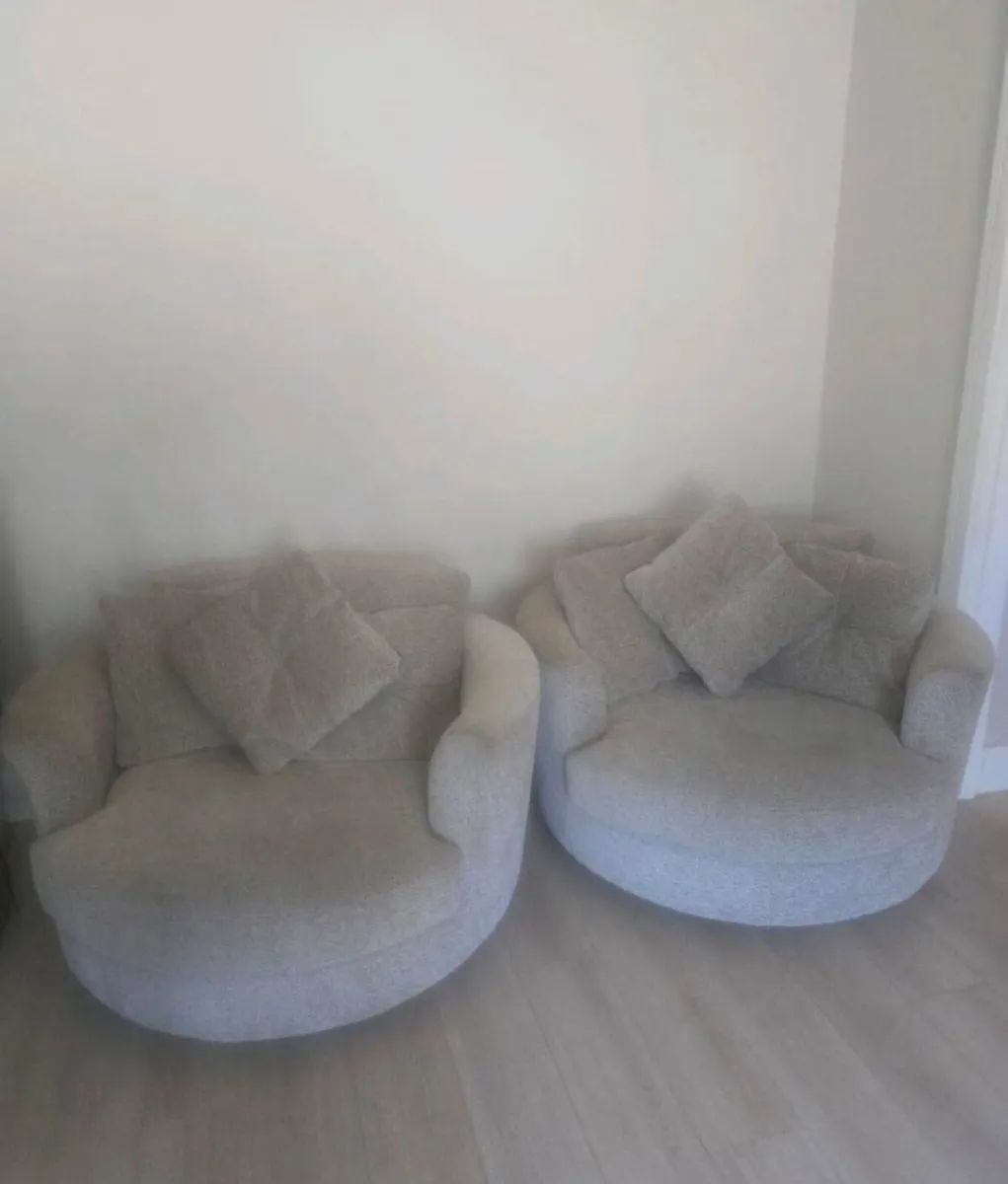 EZ Living Swivel Armchair - Image 1