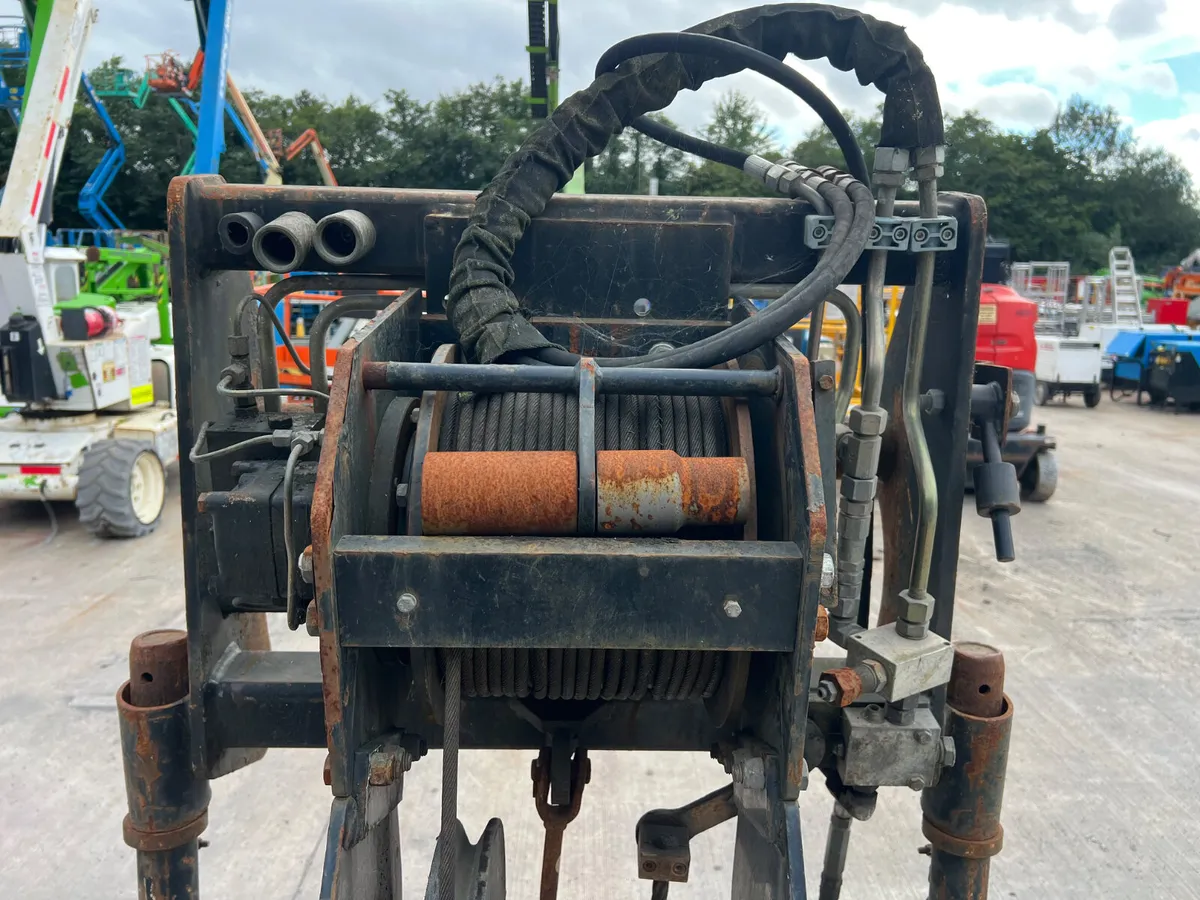 Manitou ST Winch Attachment - Image 3