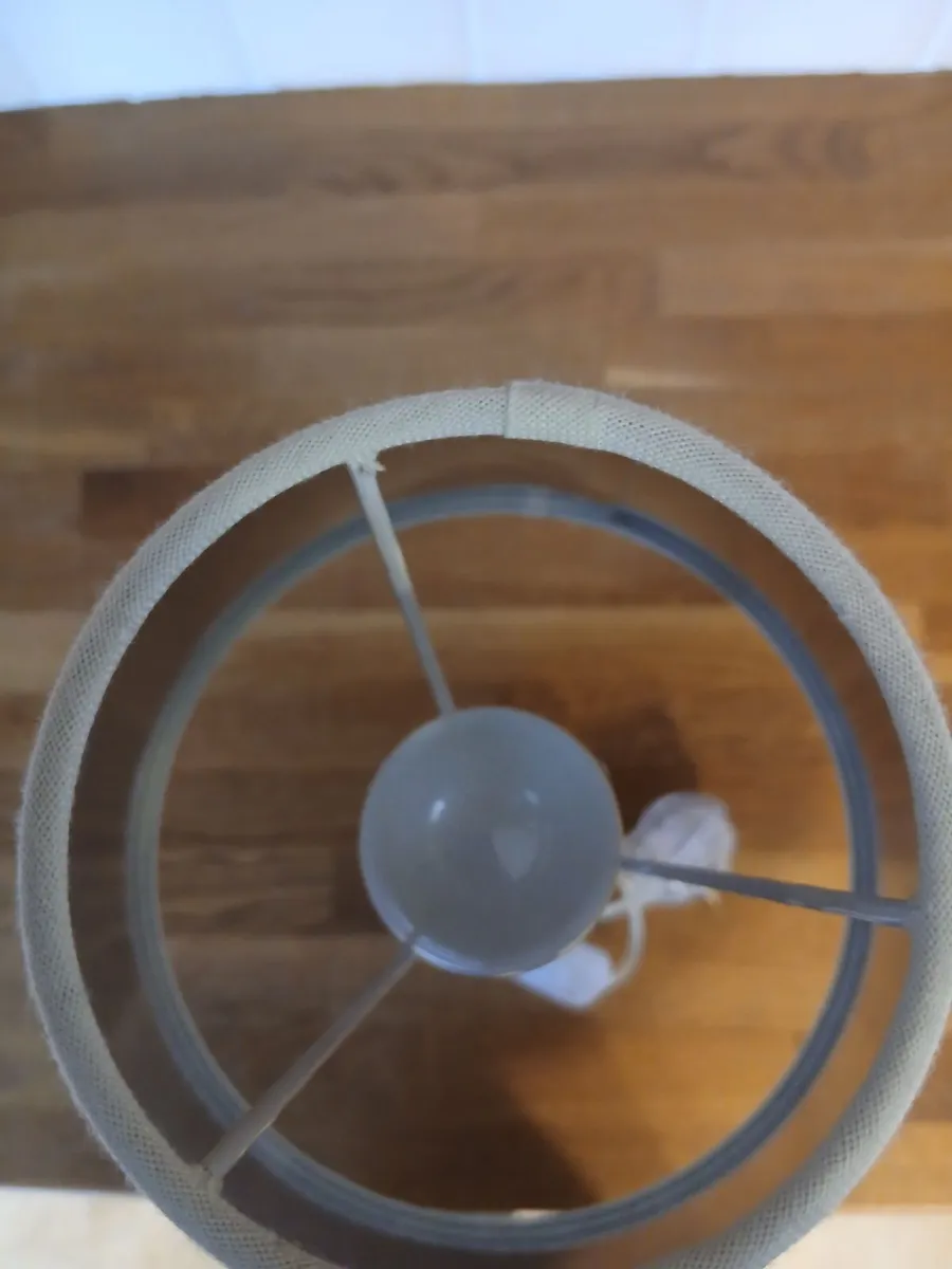 Small Bedside Lamp. - Image 3