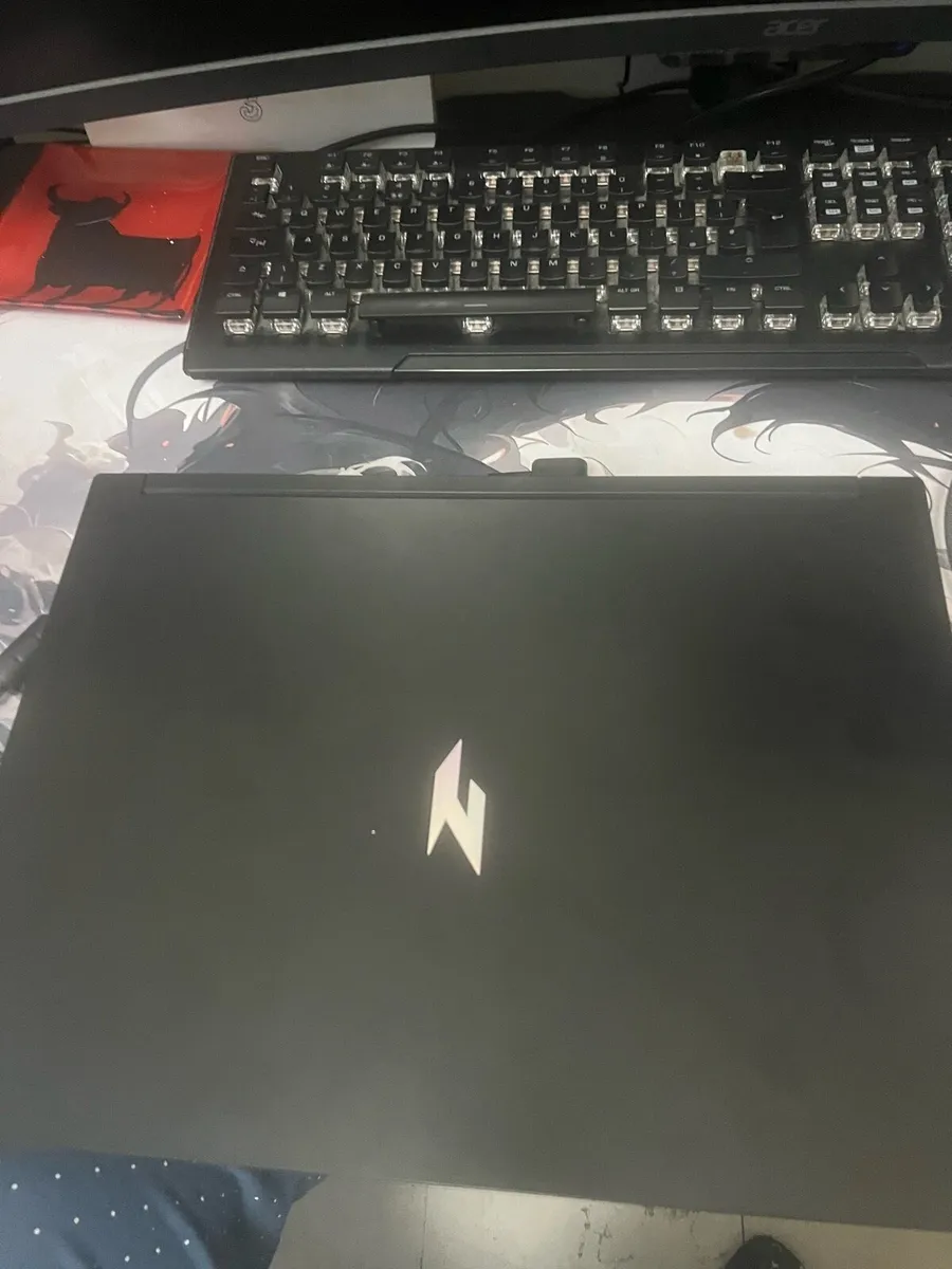 Laptop acer nitro V 16 AI - Image 2