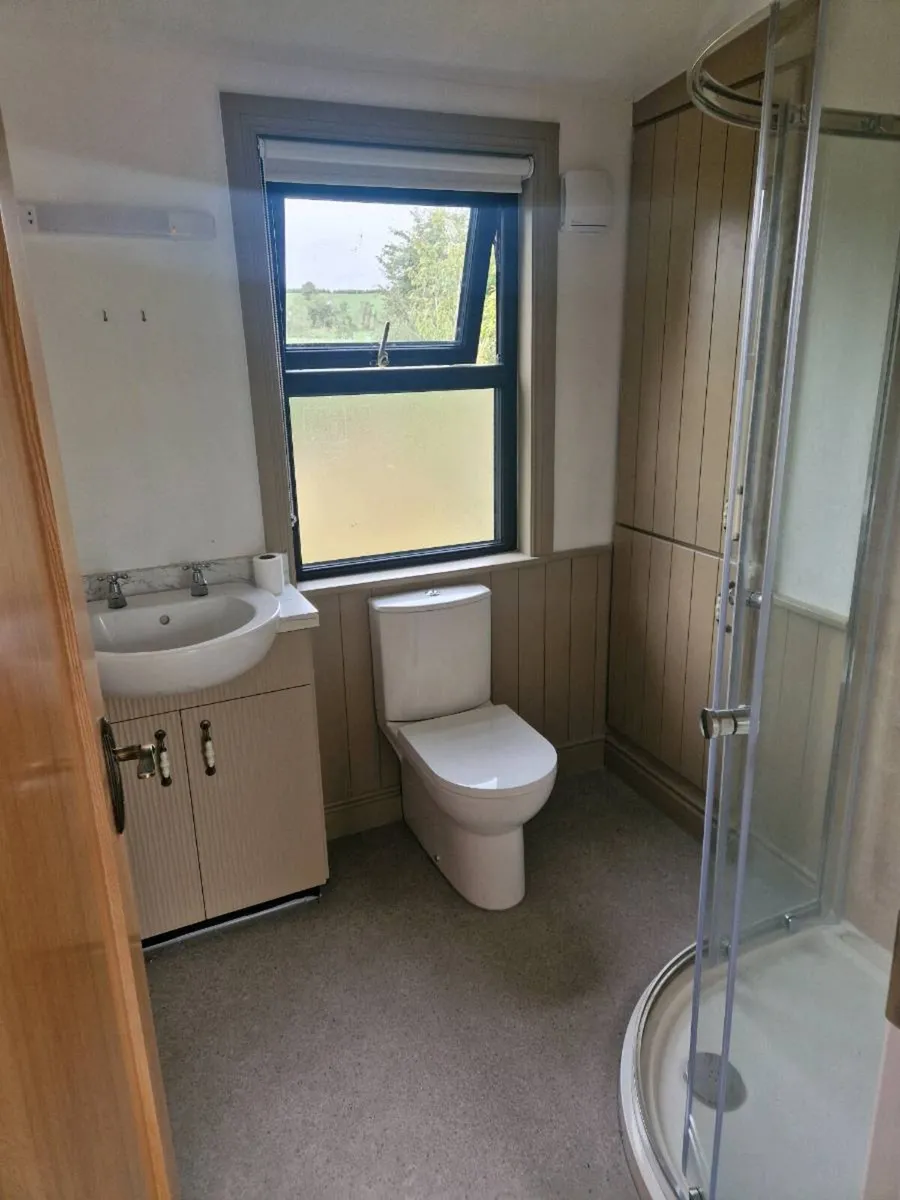 Apartment - Image 4