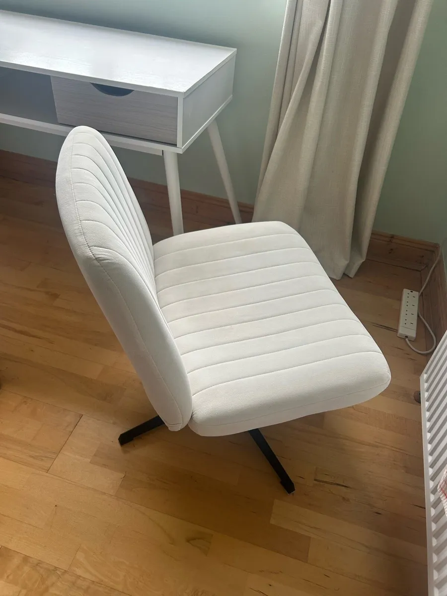 Computer chair - Image 2