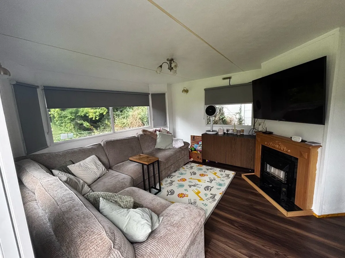 Mobile home for sale - Image 2