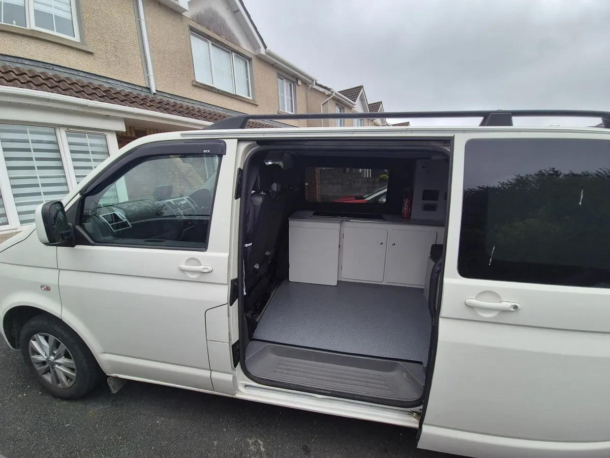 VW T5 Camper Van 2008 - Image 3