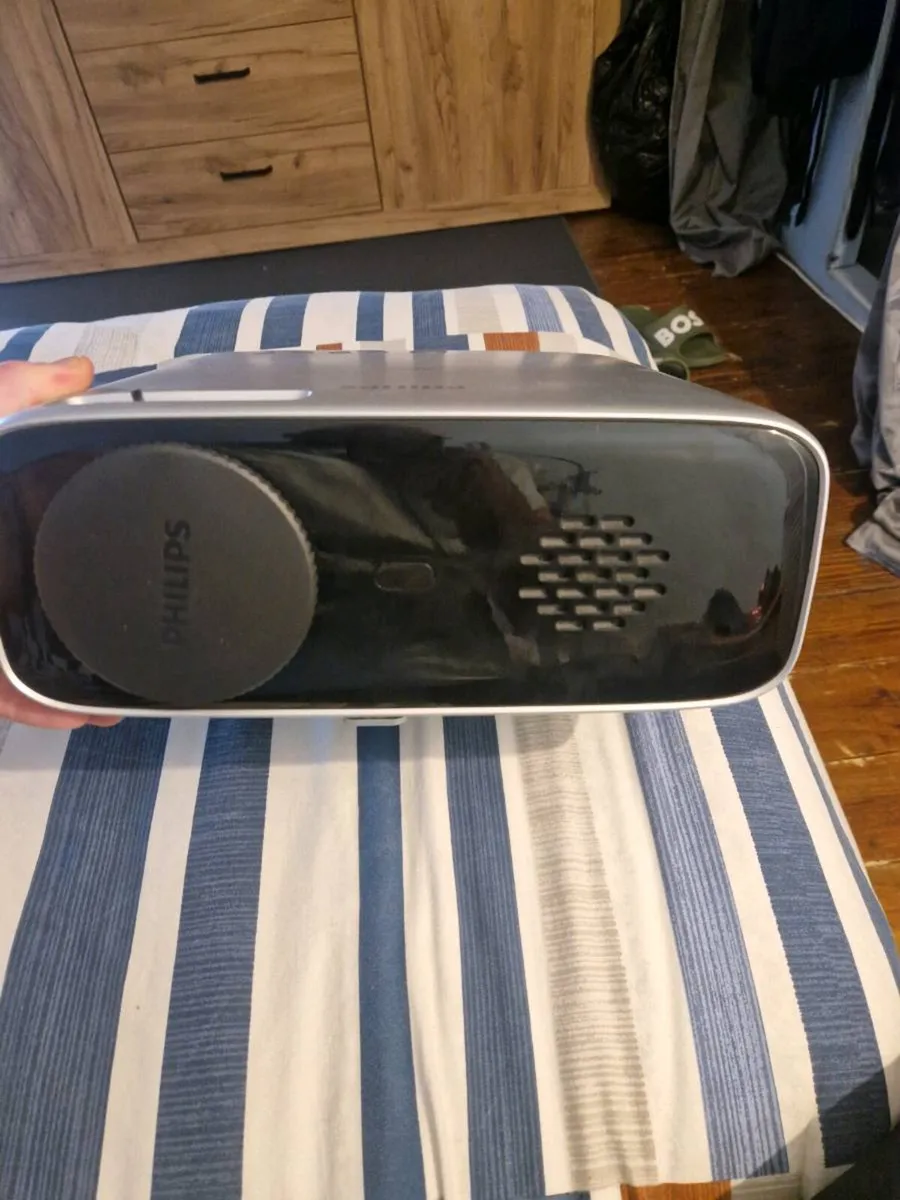 Philips Neopix Ultra Tv+ projector - Image 4