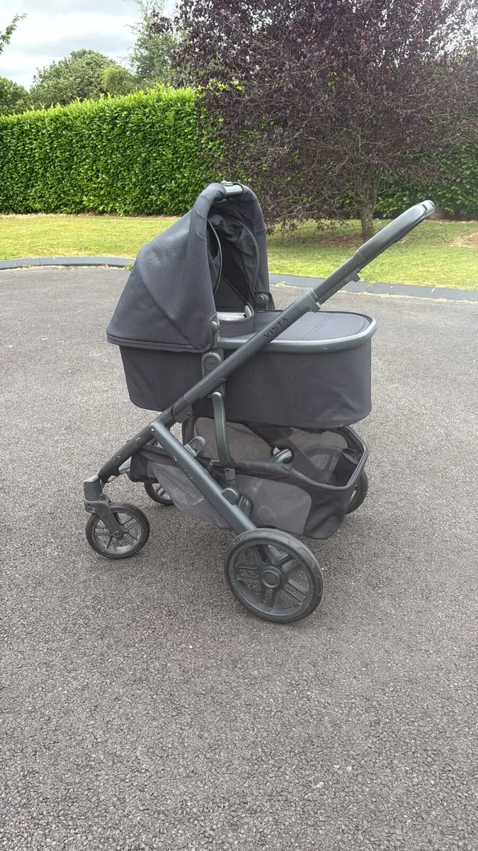 UppaBaby Vista 2 pram and buggy - Image 1