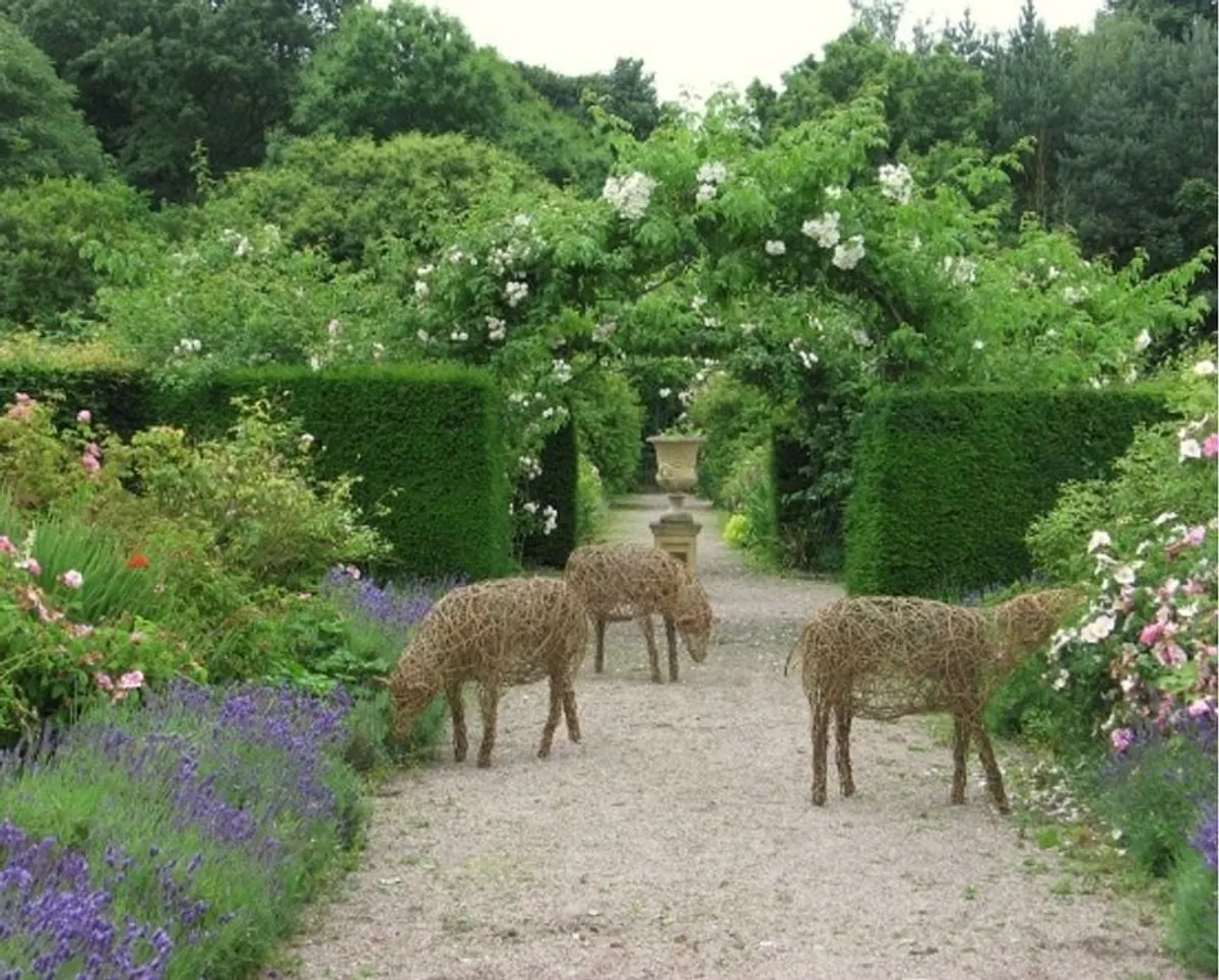 Willow products. Wicker sculptures. Handcrafted. - Image 3