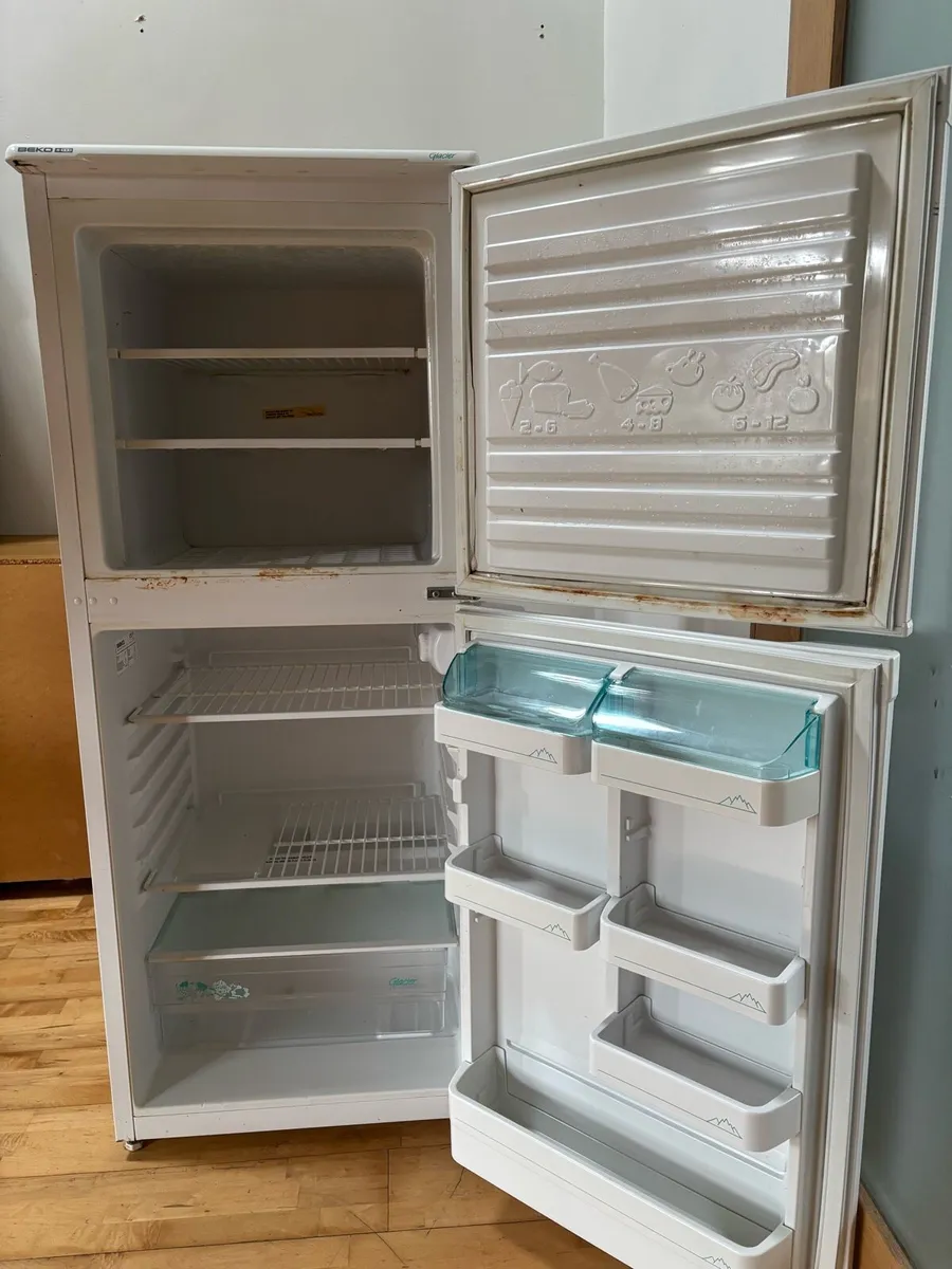 Beko Fridge Freezer – Working – 136cm High - Image 2