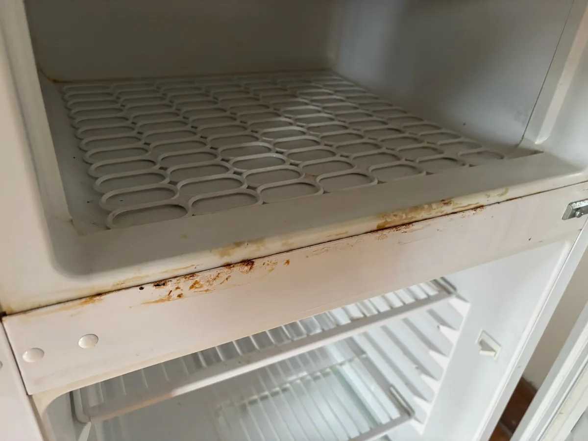Beko Fridge Freezer – Working – 136cm High - Image 3
