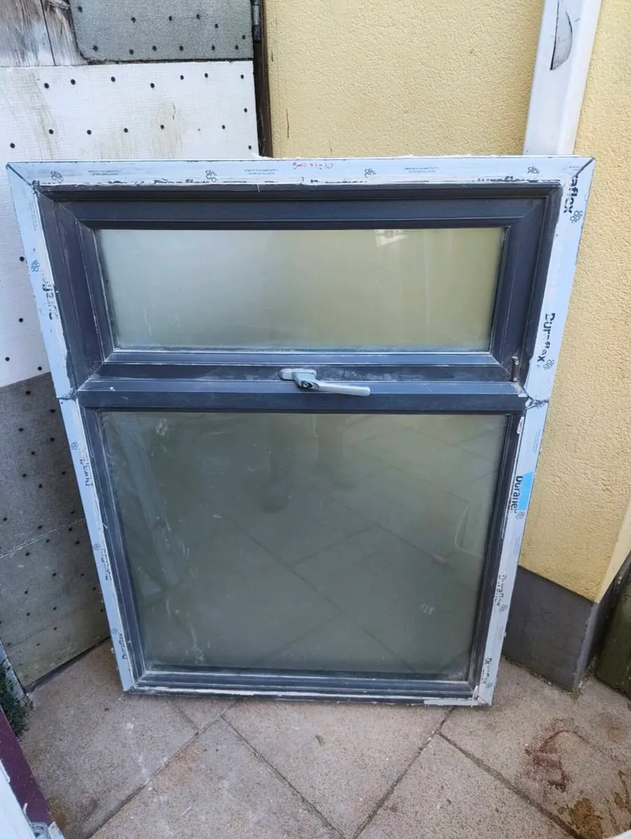 Window PVC frosted 900 x1210mm - Image 2