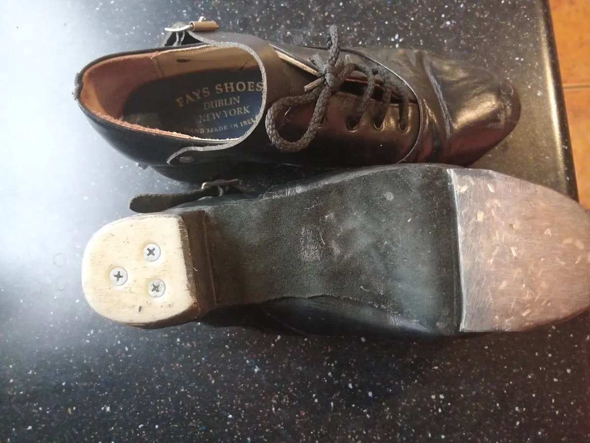 Fays hard dancing shoe - Image 3