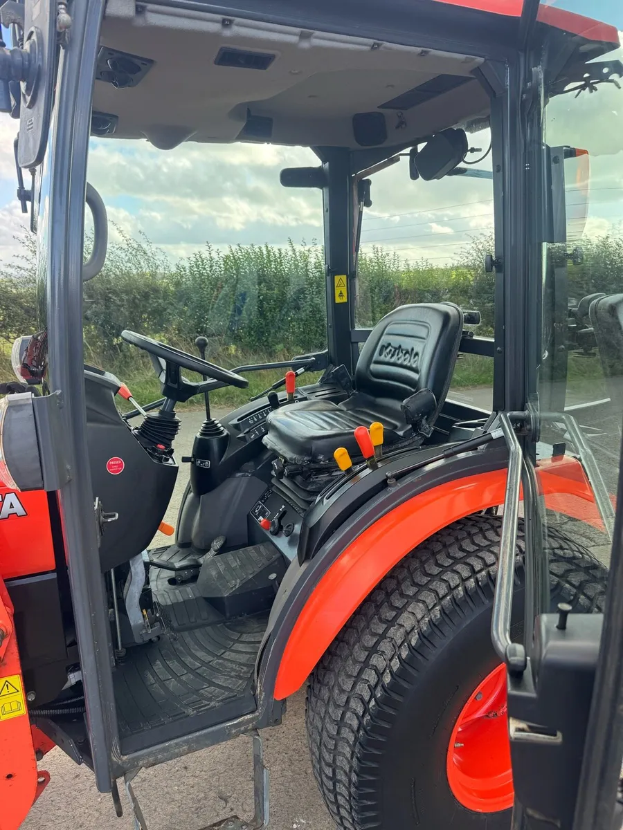 Kubota Compact Tractor - Image 2
