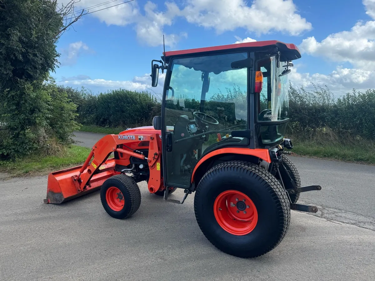 Kubota Compact Tractor - Image 3