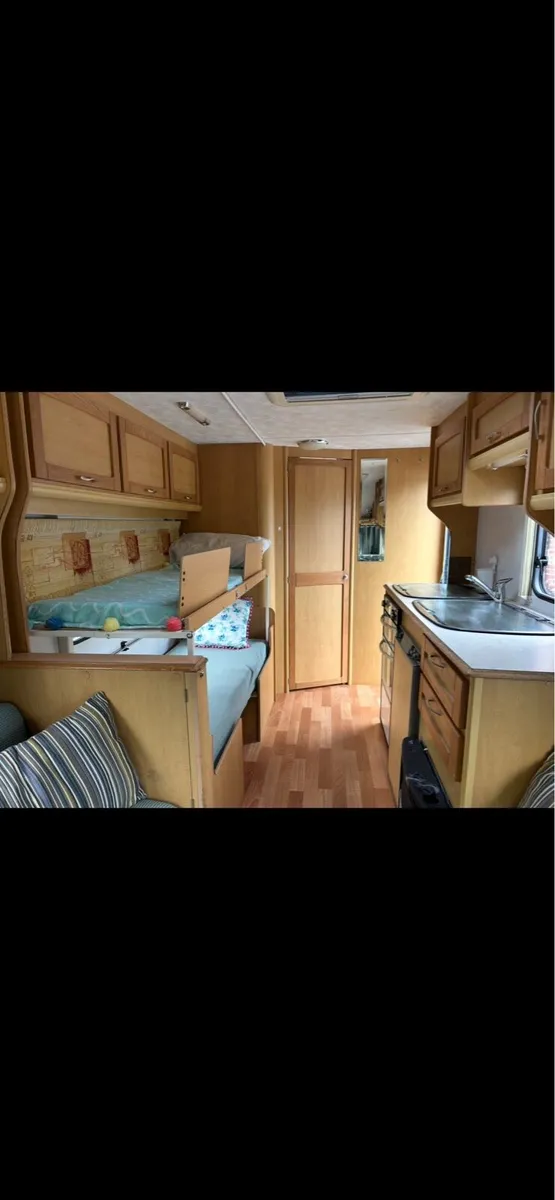 Caravan compass connoisseur 4 berth - Image 4